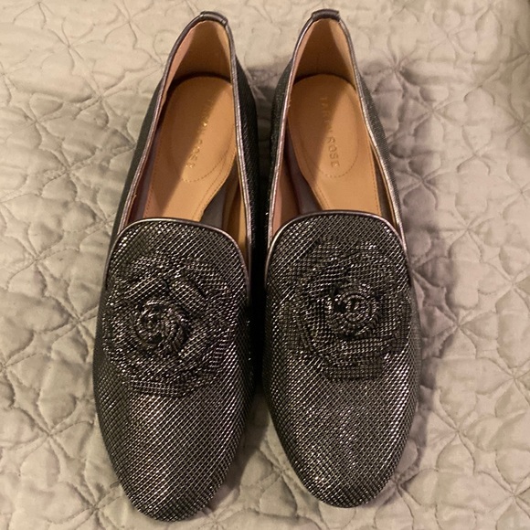 Taryn Rose Shoes - Taryn Rose  black & silver leather flats. New